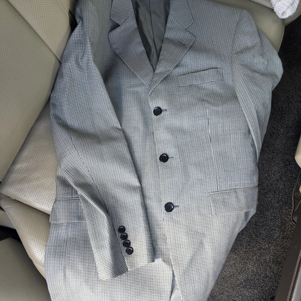 BURBERRY PERFECT SHAPE Tan,grey And Black Plaid Jacket with Wool Grey Trim